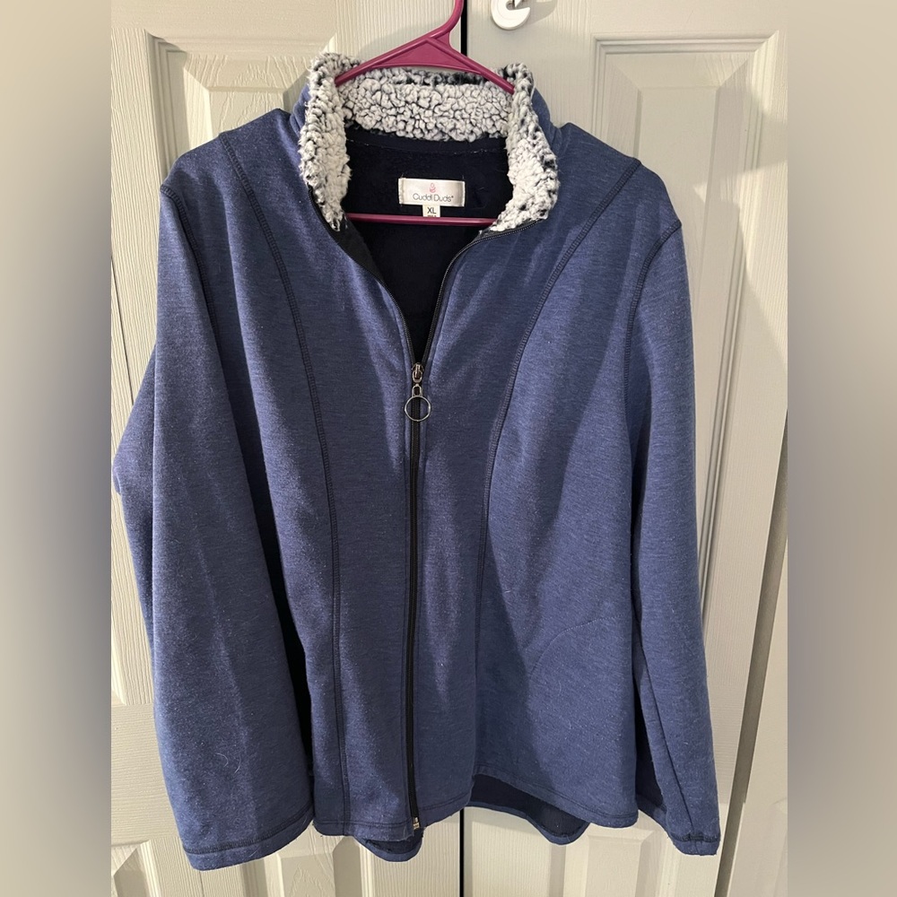 Like new zip up